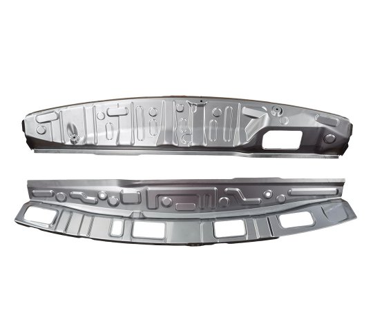 封窗横梁内外板焊合件