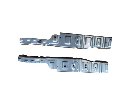 纵梁前段内板加强板焊合件